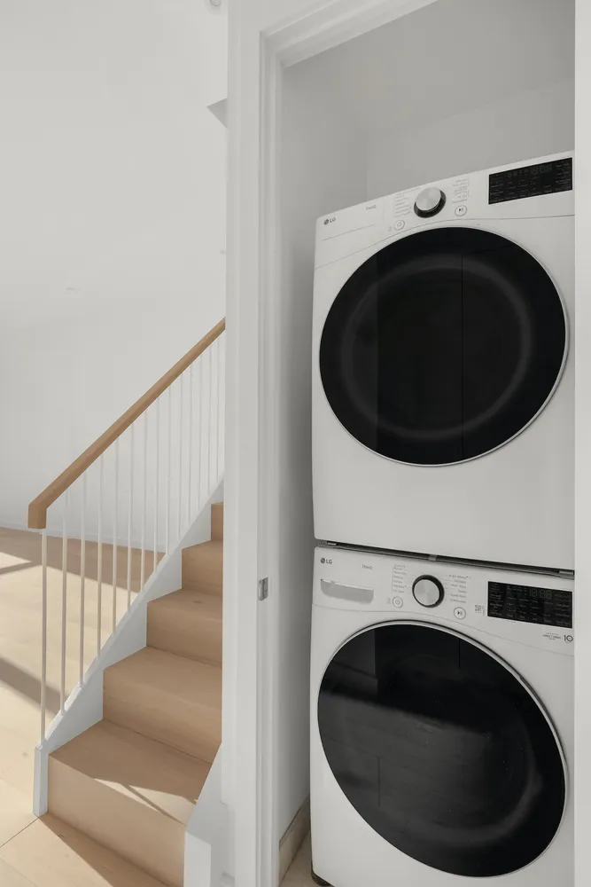 $14,500 | 1005 Lorimer Street, Unit 2 | Greenpoint