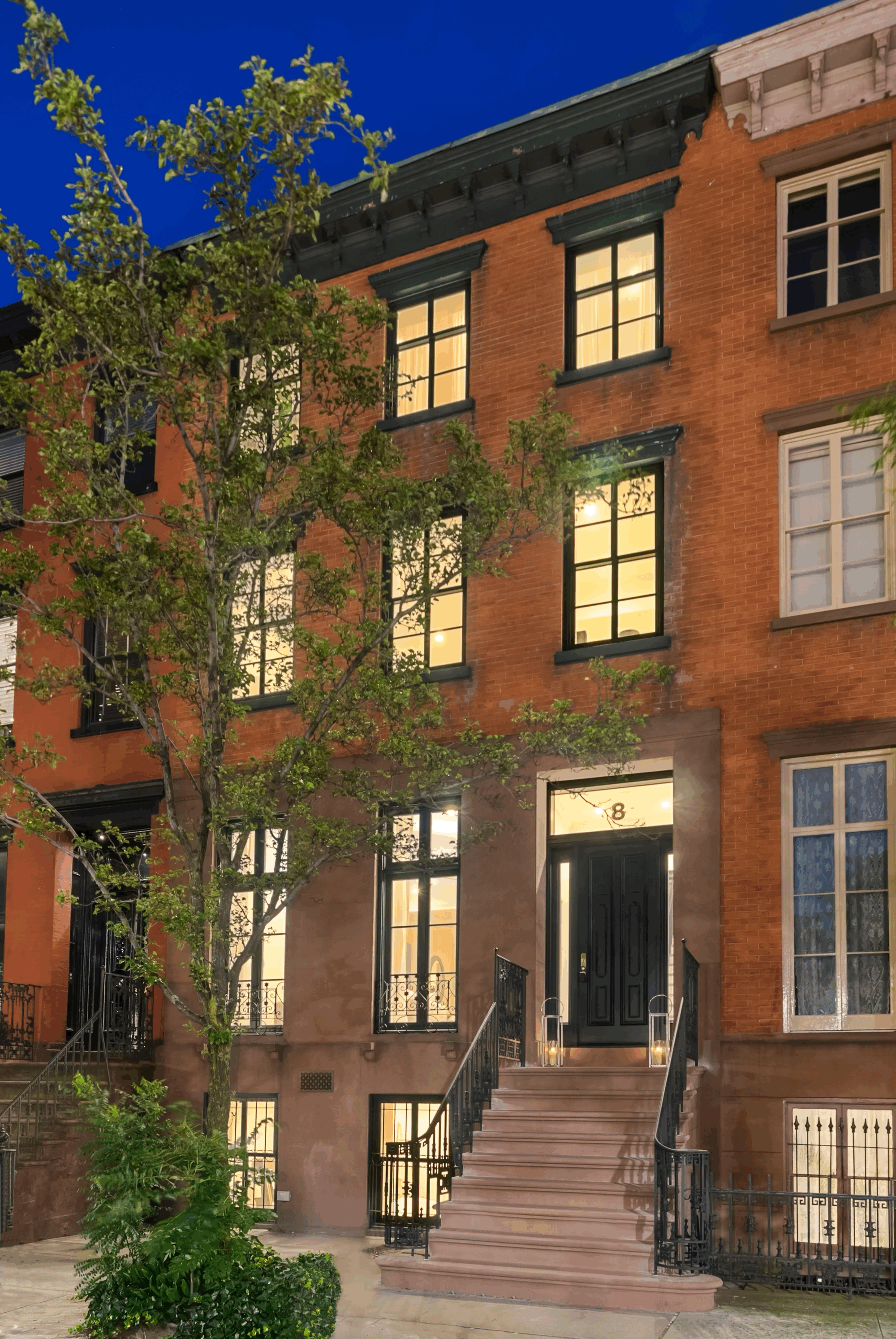 8 Perry Street Manhattan, NY 10014 - Photo 15 of 16