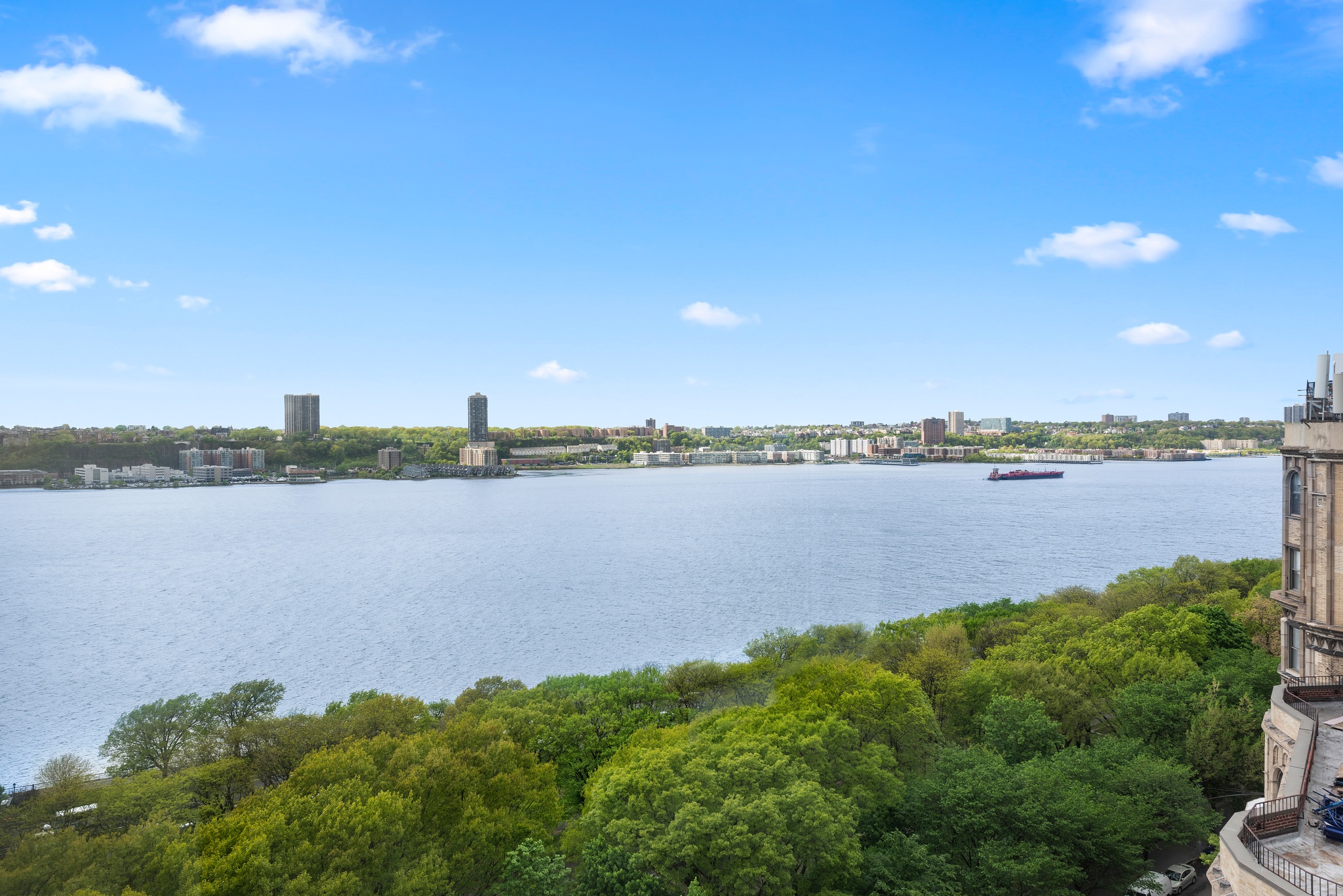 110-118 Riverside Drive, Unit 15B Manhattan, NY 10024 - Photo 17 of 18