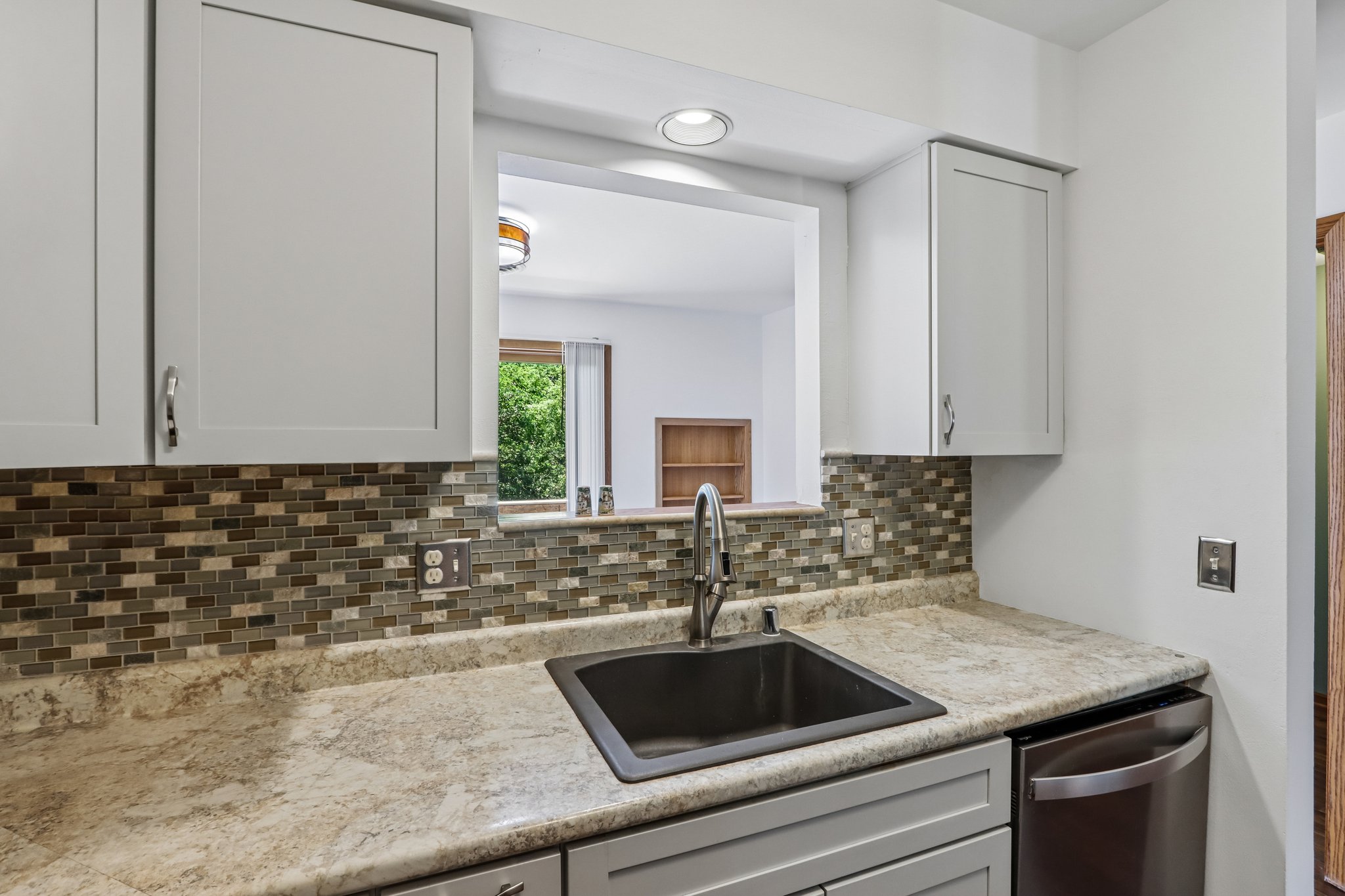 810 South Gammon Road Madison, WI 53719 - Photo 16 of 44