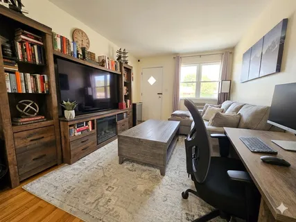 $4,000 | 71 Herbert Street, Unit 1 | Williamsburg