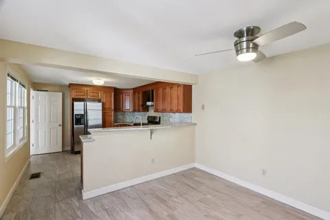 $958,000 | 35 Mitchell Grant Way, Unit 35, Bedford, MA 01730