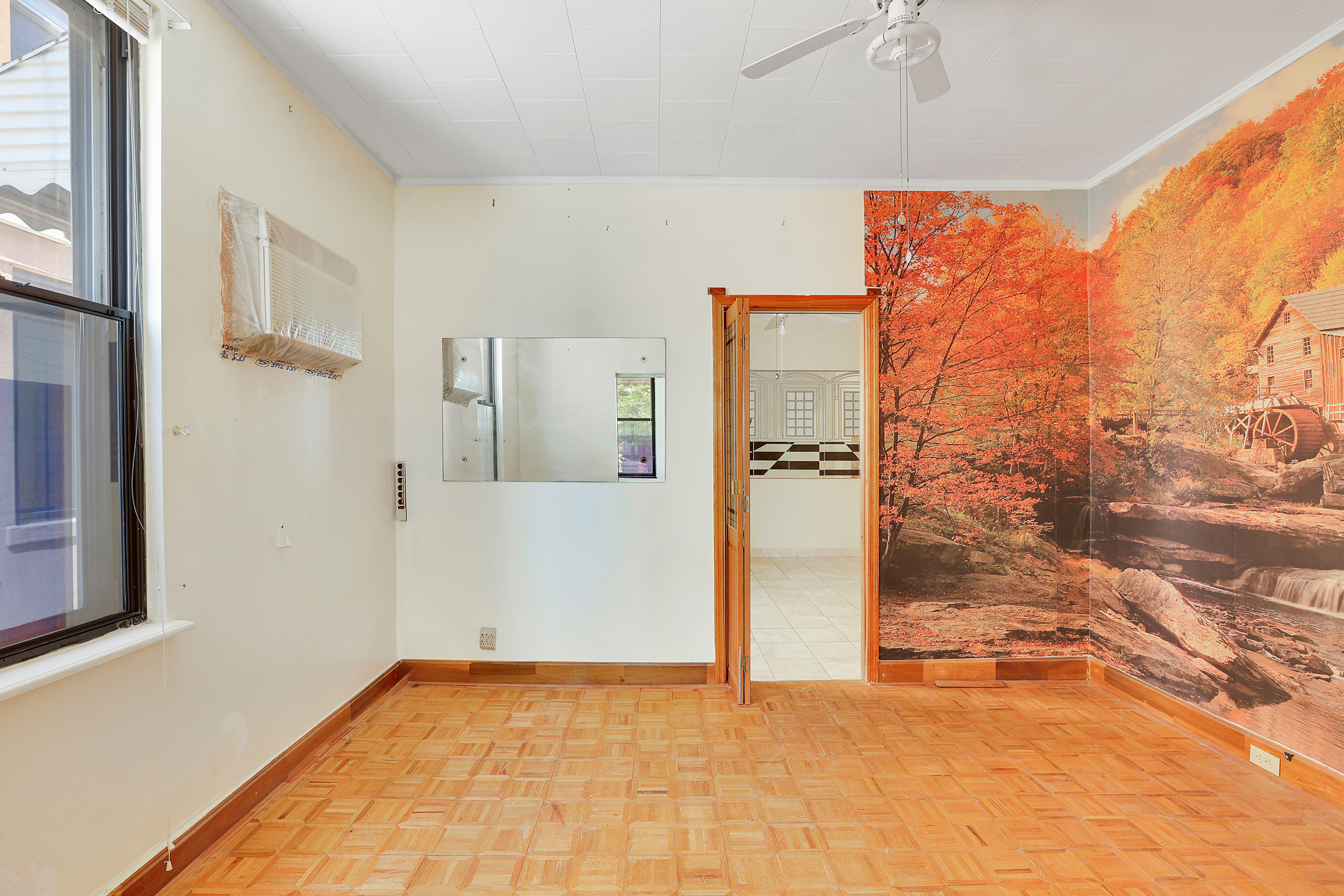 59-45 Woodbine Street Queens, NY 11385 - Photo 5 of 18