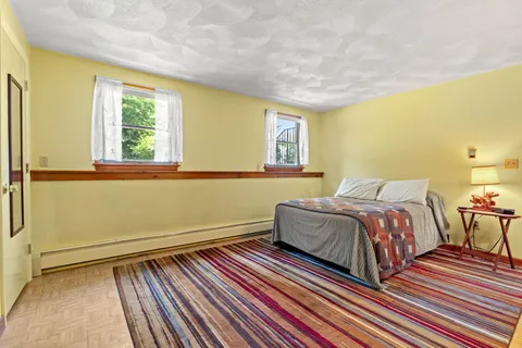 Contact Agent | 26 School Street, Byfield, MA 01922