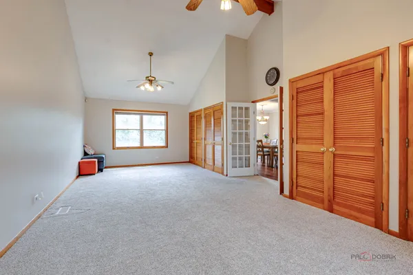 Contact Agent | 117 Annapolis Drive, Vernon Hills, IL 60061
