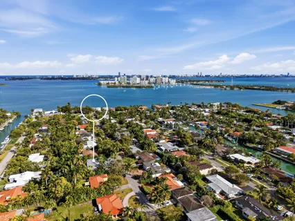 $1,725,000 | 1133 Northeast 88th Street, Miami, FL 33138