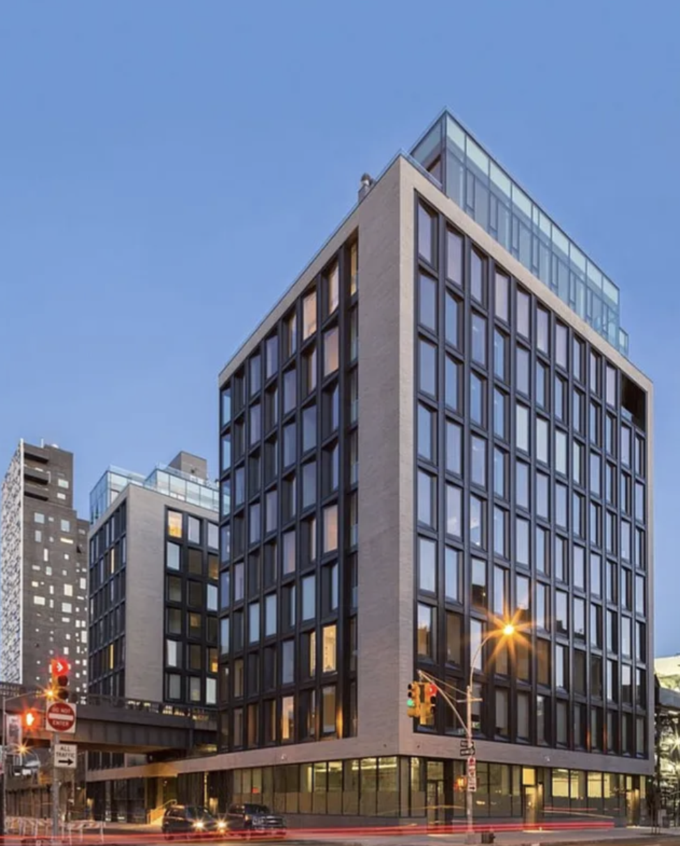 505 West 19th Street, Unit 7W Manhattan, NY 10011 - Photo 30 of 31 a front view of a building