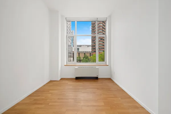$1,150,000 | 635 West 42nd Street, Unit 2H | Hell's Kitchen