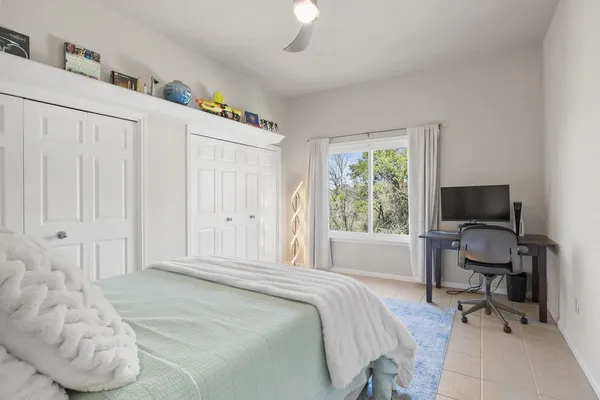 $1,425,000 | 6659 Whitemarsh Valley Walk, Austin, TX 78746