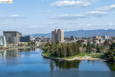 $798,000 | 1 Lakeside Drive, Unit 911, Oakland, CA 94612