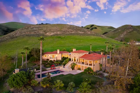 Contact Agent | 6935 Canada Vista, San Luis Obispo, CA 93401