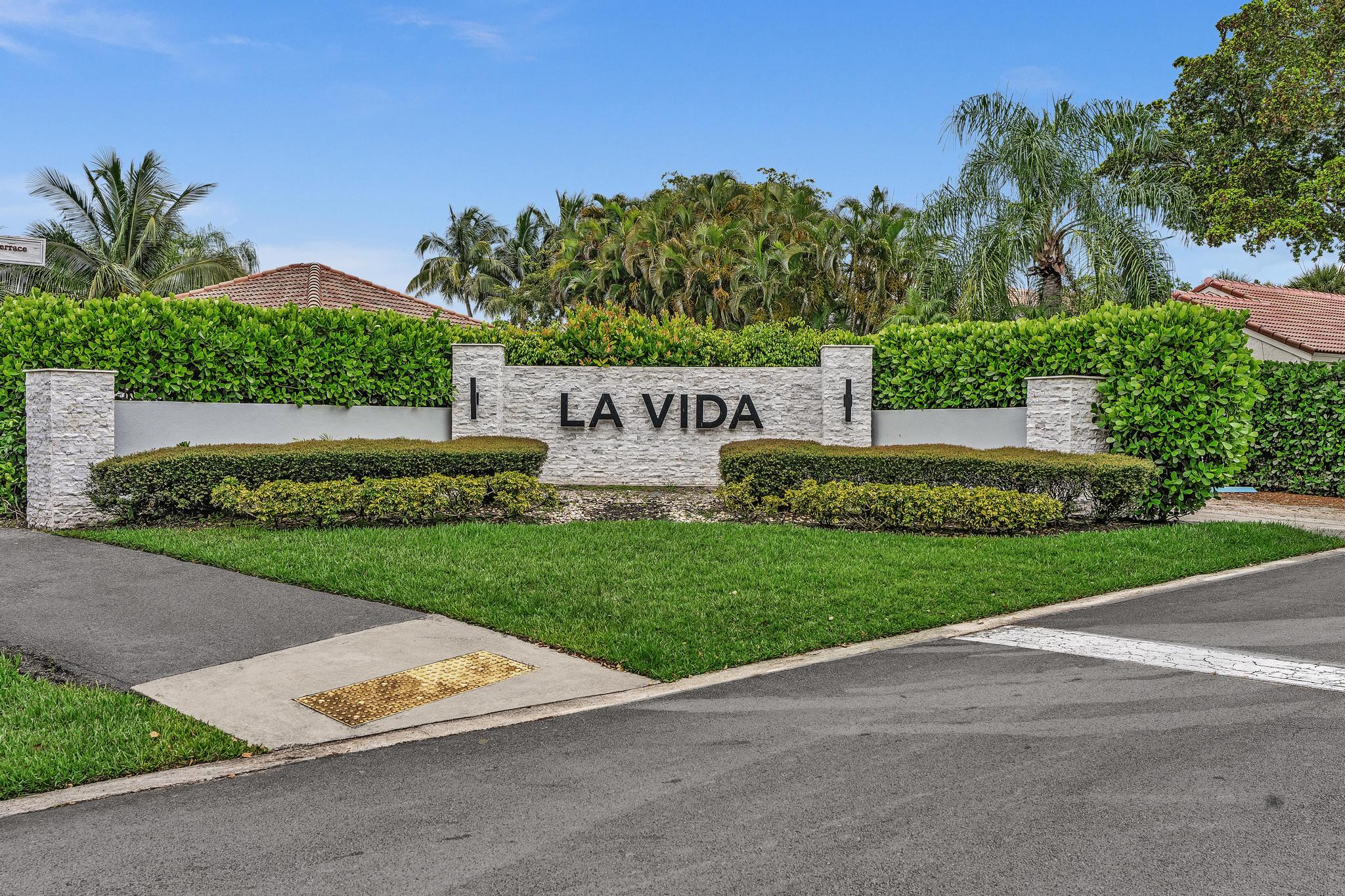 6207 La Vida Terrace Boca Raton, FL 33433 - Photo 7 of 64