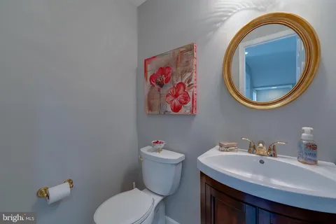 $5,200 | 4710 Old Dominion Drive, Arlington, VA 22207