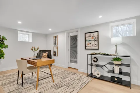 Contact Agent | 544 Pearl Street, Reading, MA 01867