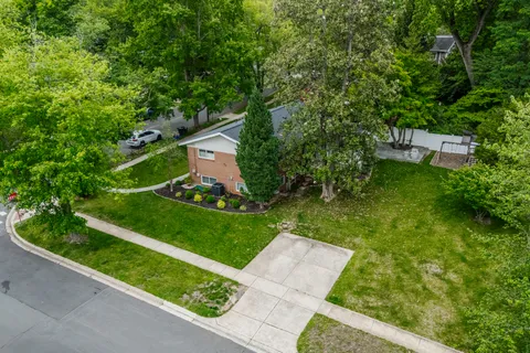 $1,565,000 | 6501 Bannockburn Drive, Bethesda, MD 20817