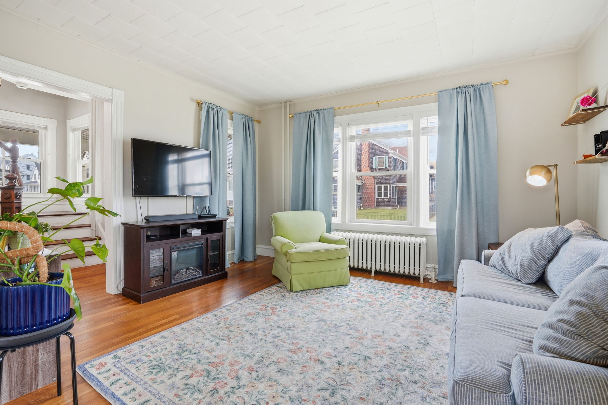 73 Moore Street Fall River, MA 02720 - Photo 9 of 31