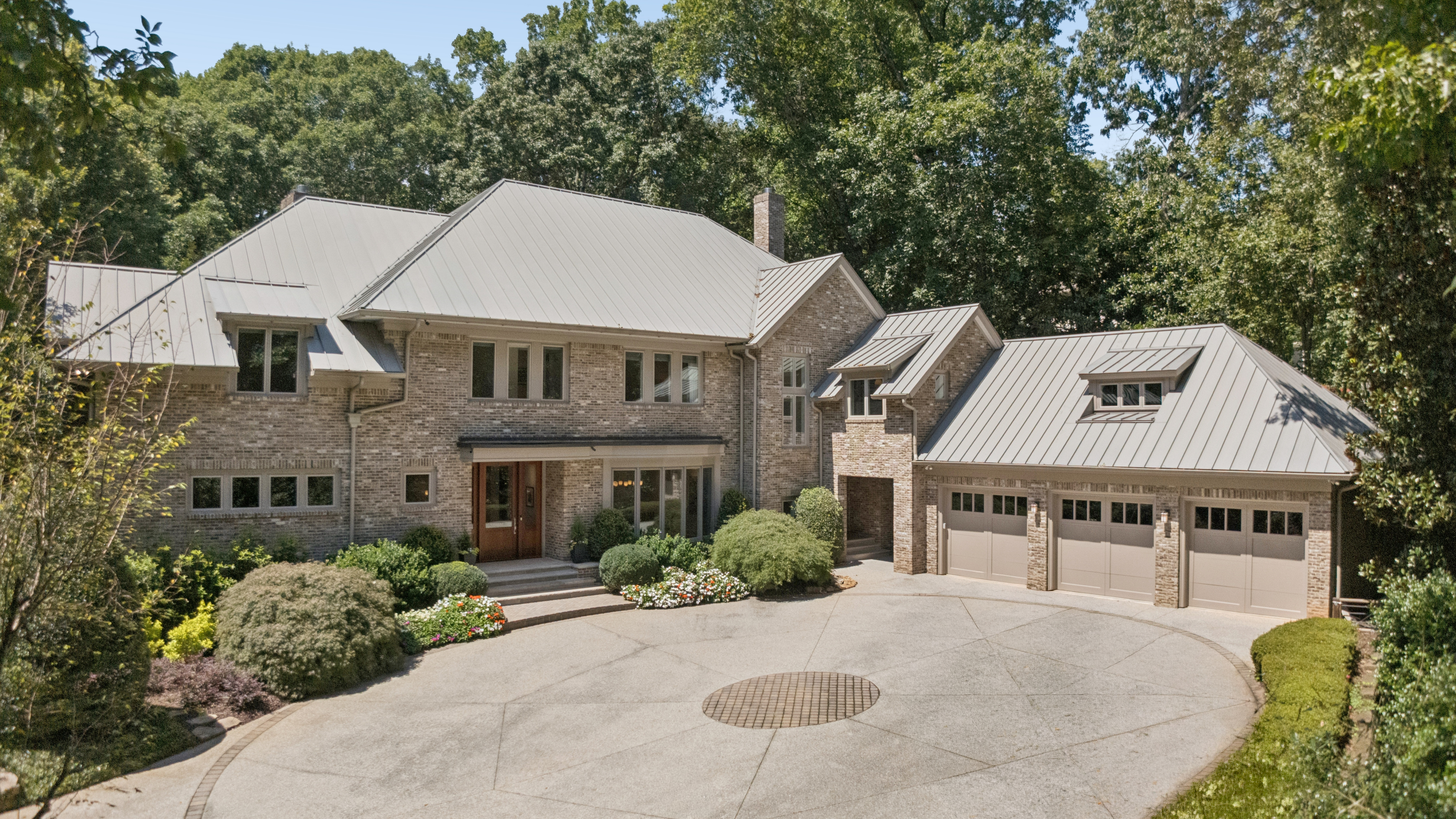 4036 Conway Valley Road Northwest Atlanta, GA 30327 - Photo 1 of 19 Gallery Image 1