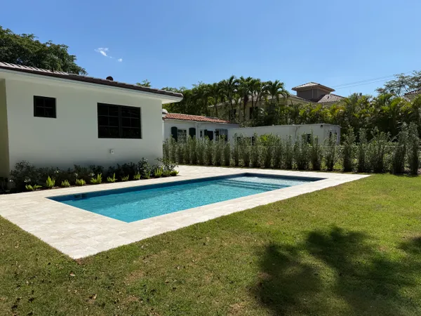 $2,900,000 | 1037 Sevilla Avenue, Coral Gables, FL 33134