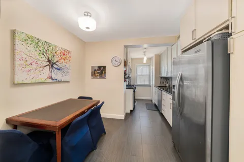 $1,675,000 | 345 East 56th Street, Unit 7J | Sutton Place