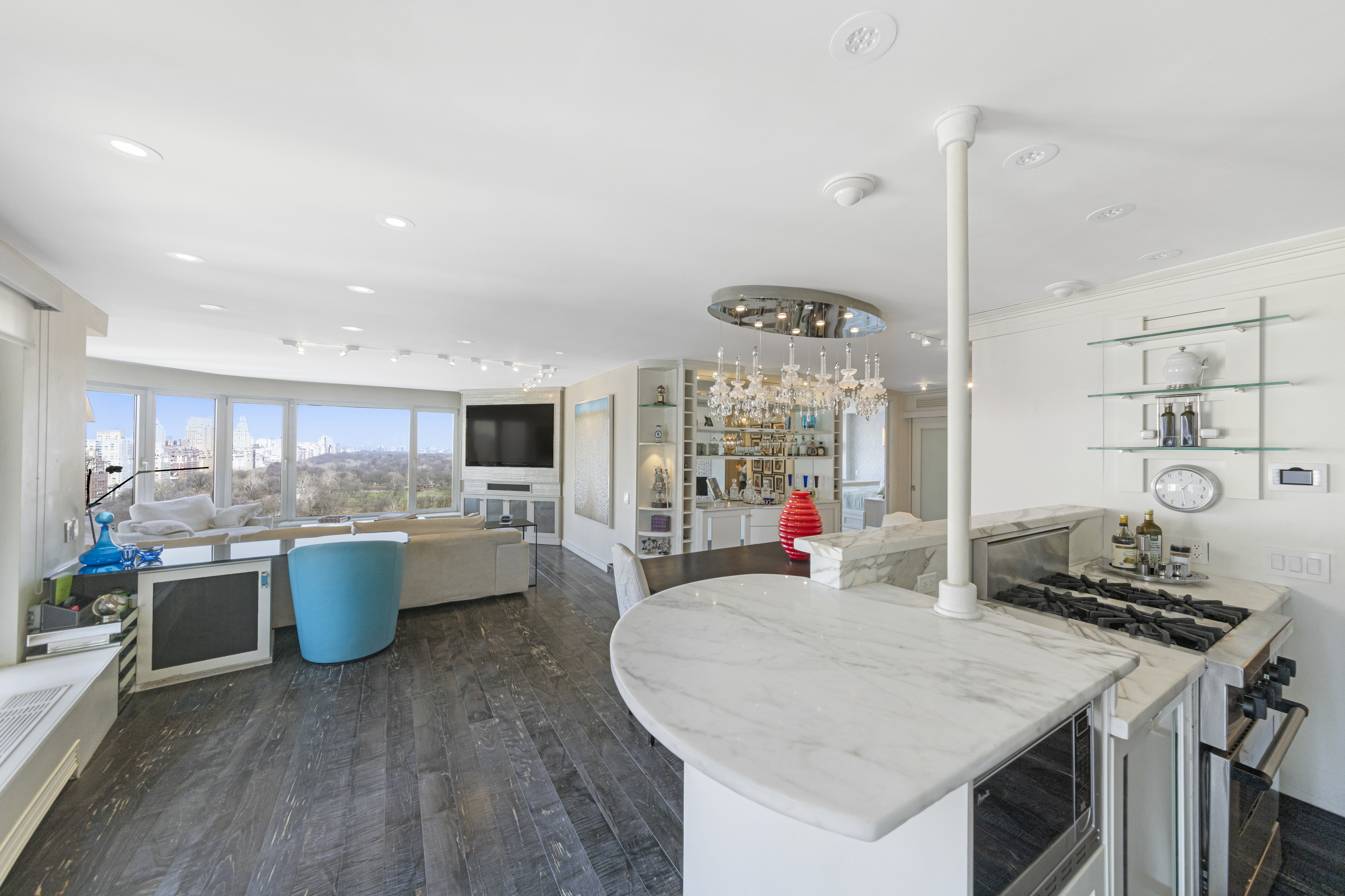 200 Central Park South, Unit 26B Manhattan, NY 10019 - Photo 13 of 14