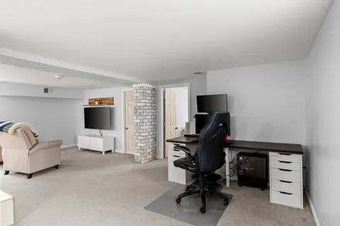 Contact Agent | 445 East Mill Road, Maple Shade, NJ 08052