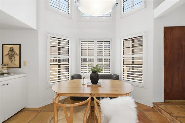 $1,180,000 | 12321 Ocean Park Boulevard, Unit 18, Los Angeles, CA 90064