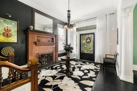 $1,249,000 | 121 East 36th Street, Savannah, GA 31401
