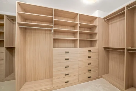 $5,999,000 | 235 West 75th Street, Unit 423 | Upper West Side