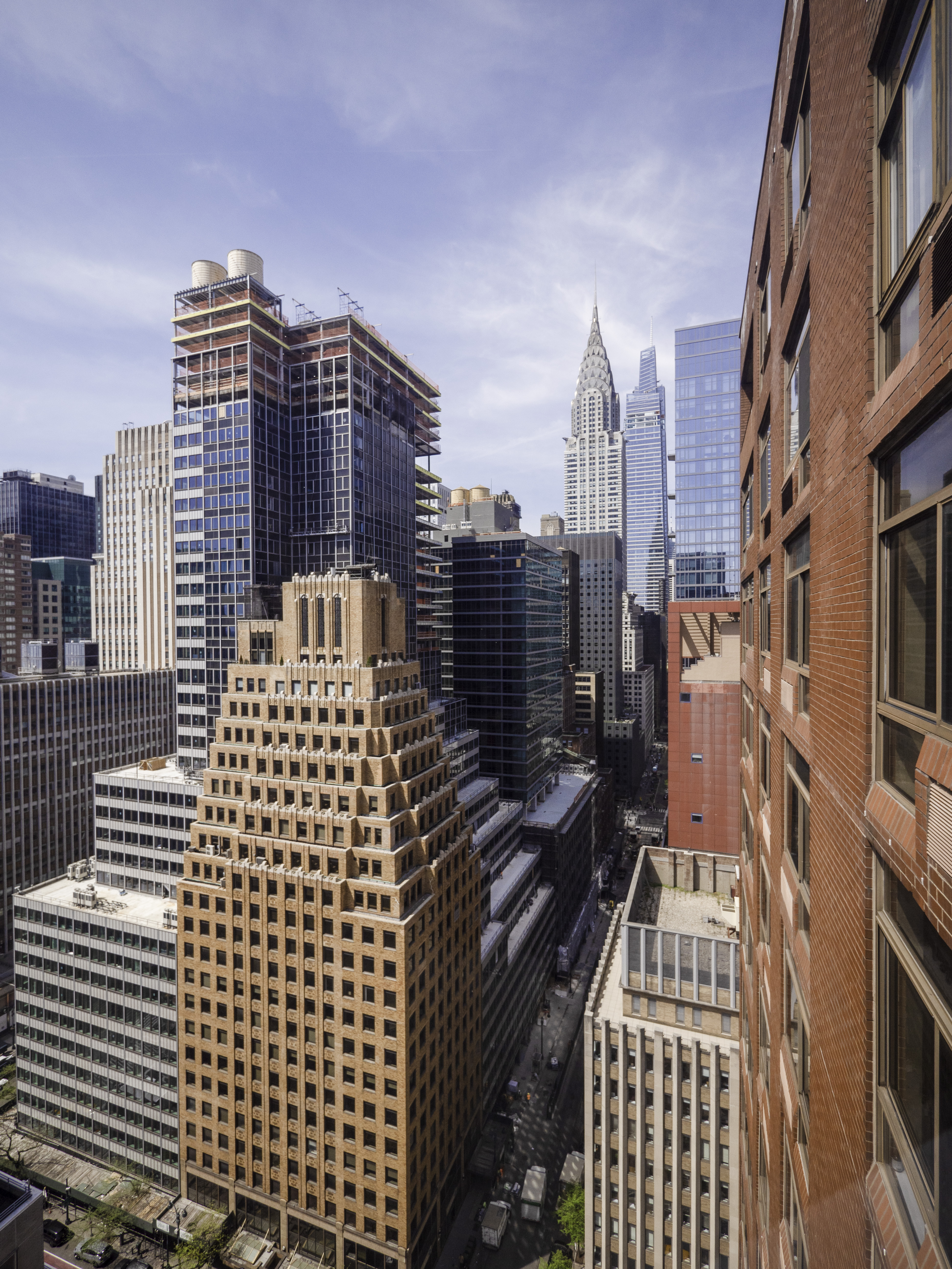 303 East 43rd Street, Unit 27A Manhattan, NY 10017 - Photo 16 of 17 Gallery Image 16