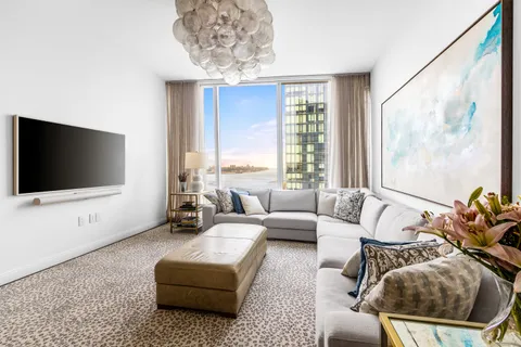 $4,450,000 | 10 Riverside Boulevard, Unit 28C | Upper West Side