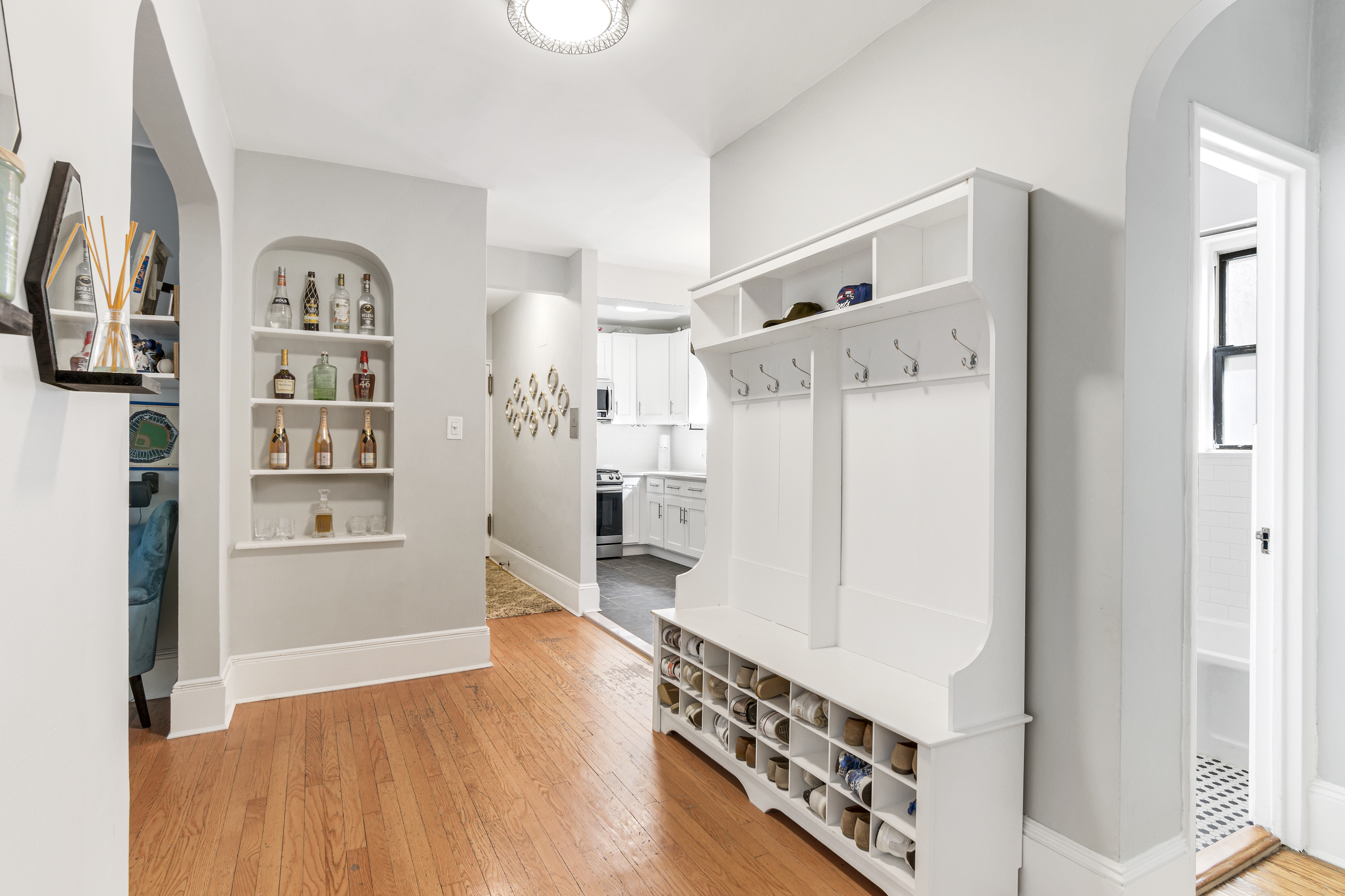 414 Albemarle Road, Unit 4E Brooklyn, NY 11218 - Photo 5 of 8