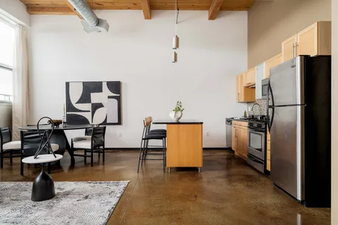 Contact Agent | 120 Holmes Street, Unit 304, Quincy, MA 02171