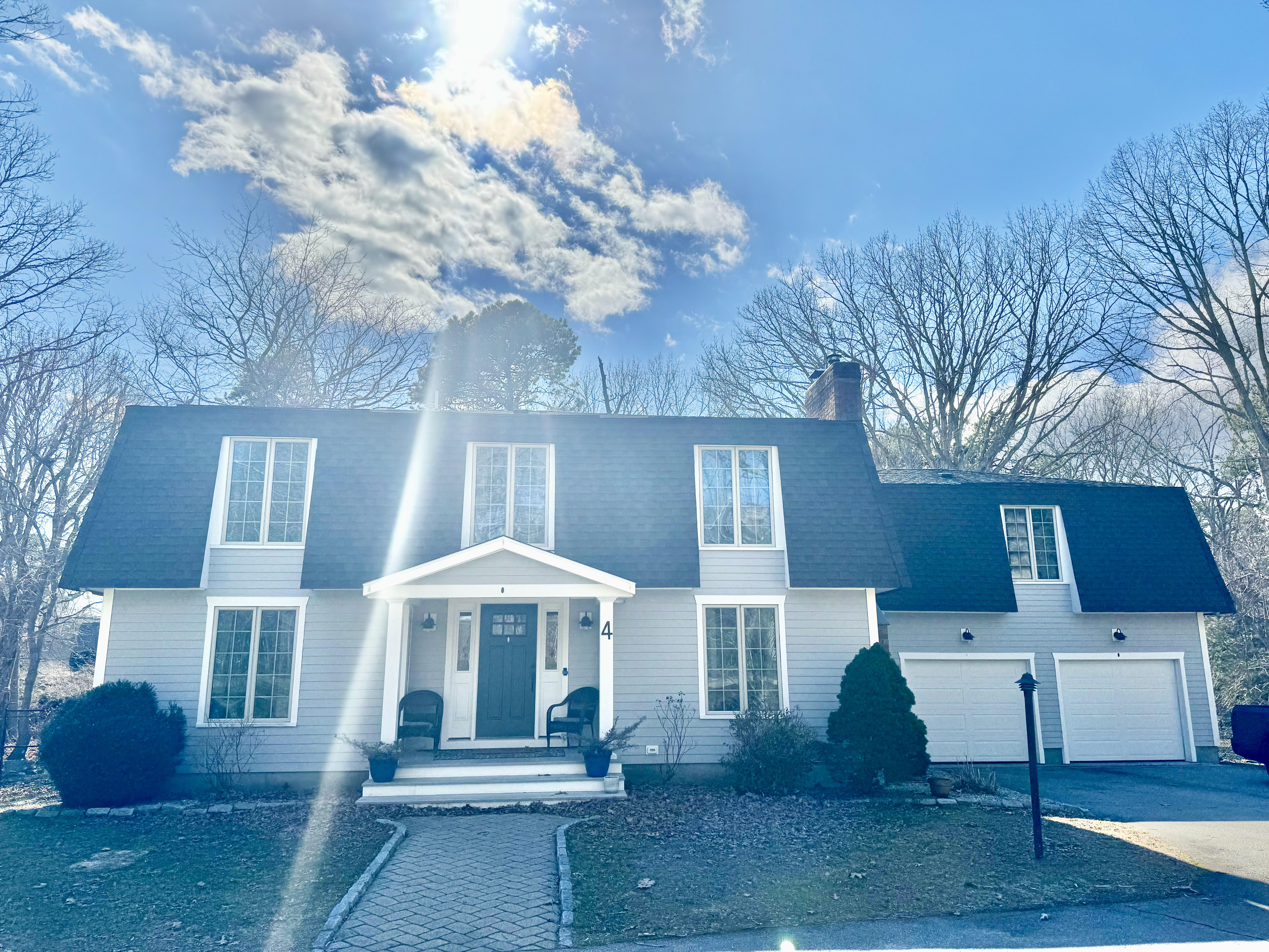 4 Intrepid Lane Jamestown, RI 02835 - Photo 2 of 16