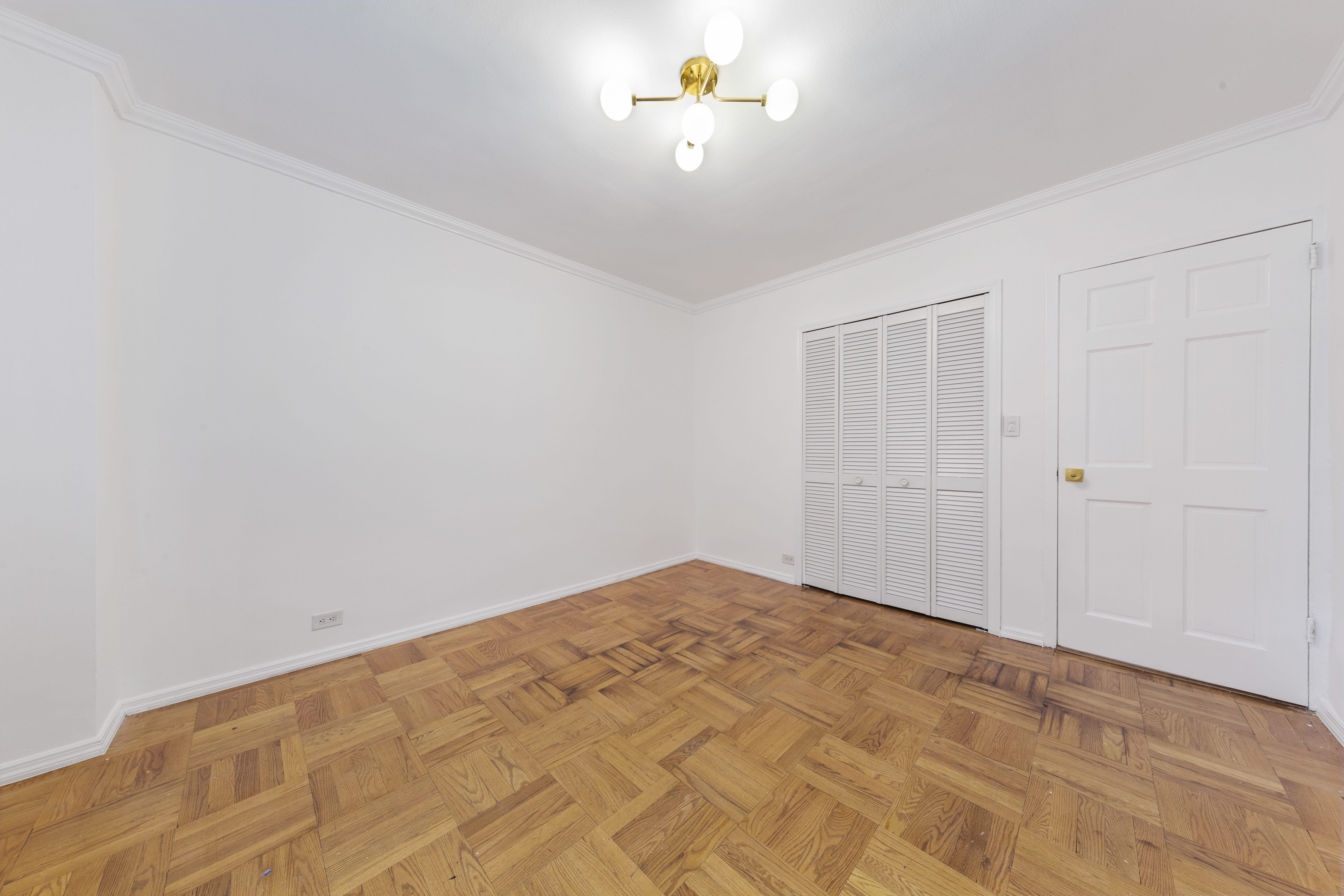 355 Clinton Avenue, Unit F1 Brooklyn, NY 11238 - Photo 12 of 20 a view of an empty room