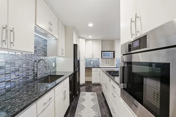 $425,000 | 11411 Park Central Place, Dallas, TX 75230