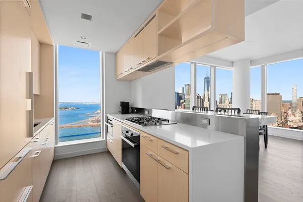 $8,995 | 252 South Street, Unit 48A | Two Bridges