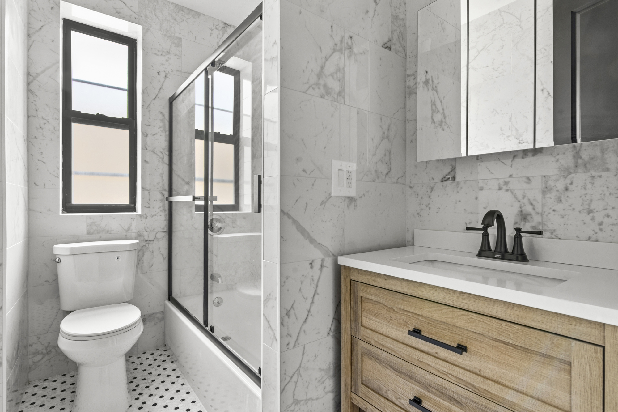 163 Ocean Avenue, Unit 6J Brooklyn, NY 11225 - Photo 4 of 7 Gallery Image 4
