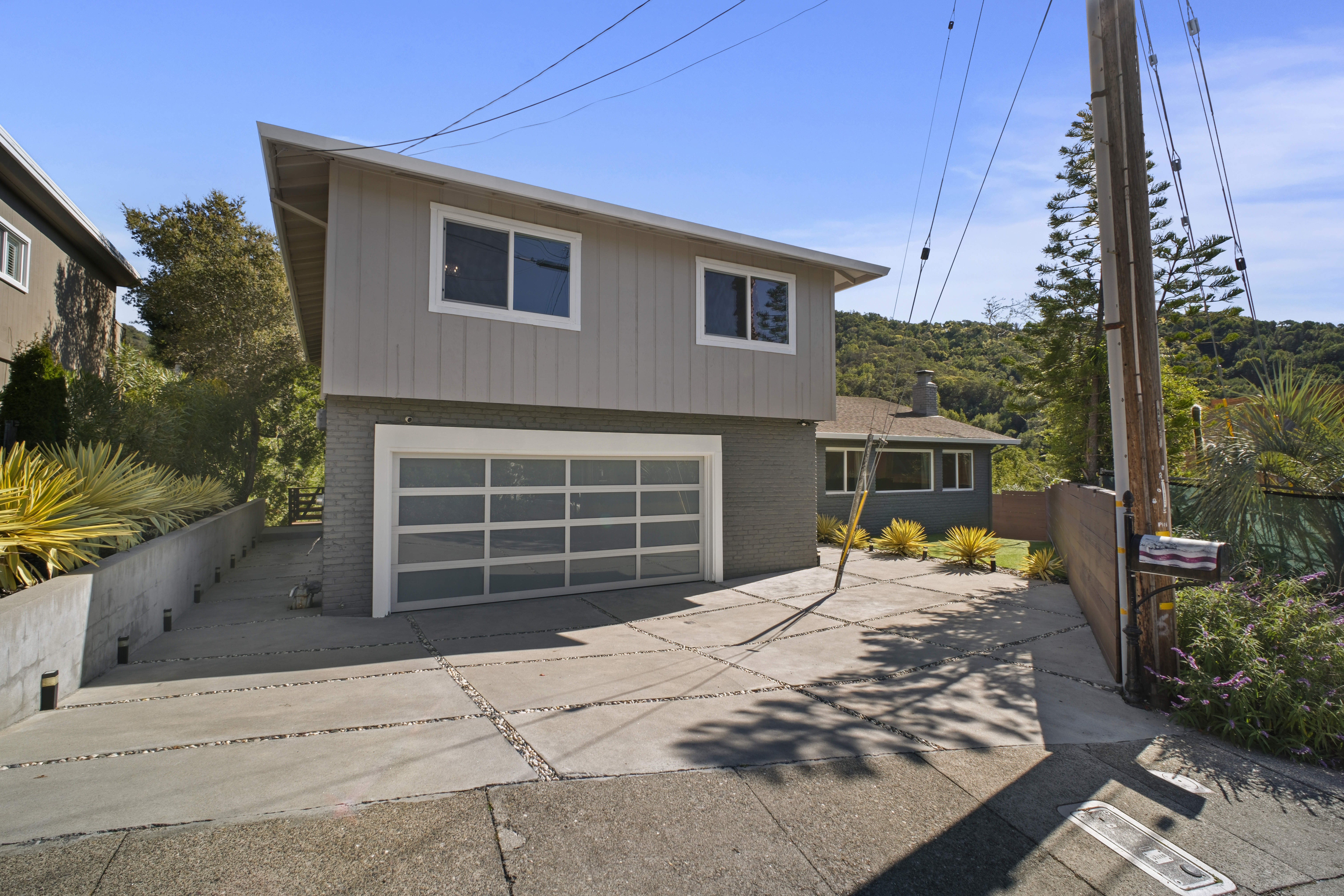 62 Oakdale Avenue San Rafael, CA 94901 - Photo 31 of 32 a house view with a backyard space