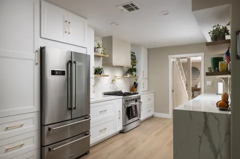 $4,498,000 | 207 21st Street, Huntington Beach, CA 92648