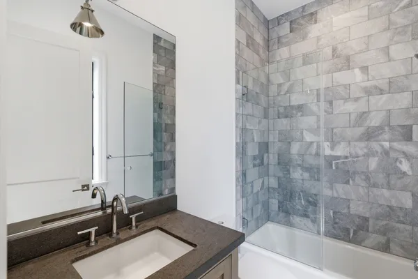 $17,000 | 1405 Oak Avenue, Manhattan Beach, CA 90266