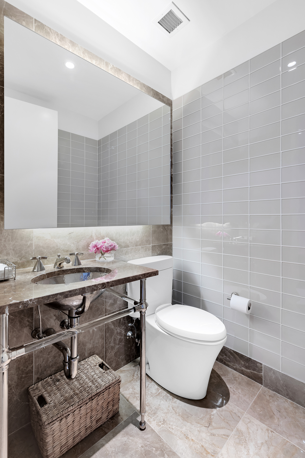 255 East 74th Street, Unit 25A Manhattan, NY 10021 - Photo 9 of 26