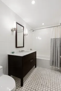 $4,300,000 | 80 Riverside Boulevard, Unit 5J | Upper West Side