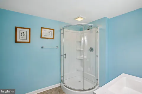 $1,250,000 | 11303 Hounds Way, North Bethesda, MD 20852
