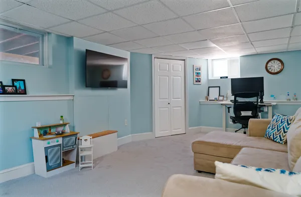 Contact Agent | Address Upon Request, Wakefield, MA 01880