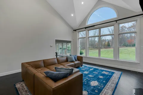 $2,385,000 | 3 Kensington Court, Warren, NJ 07059