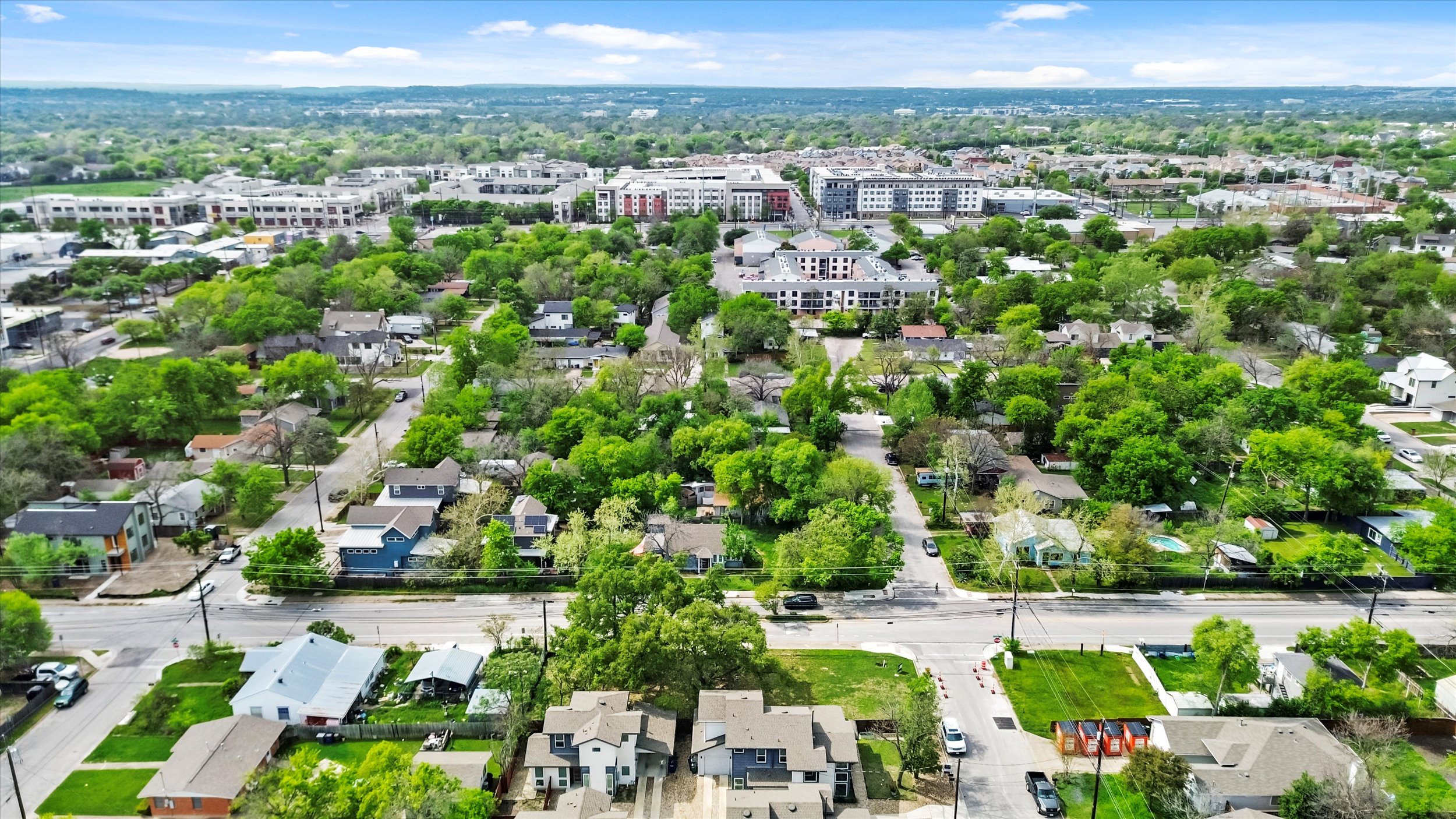 513 West Croslin Street, Unit A Austin, TX 78752 - Photo 31 of 39 a view of a city