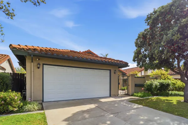 $839,900 | 250 Manzanita Drive, Oceanside, CA 92057