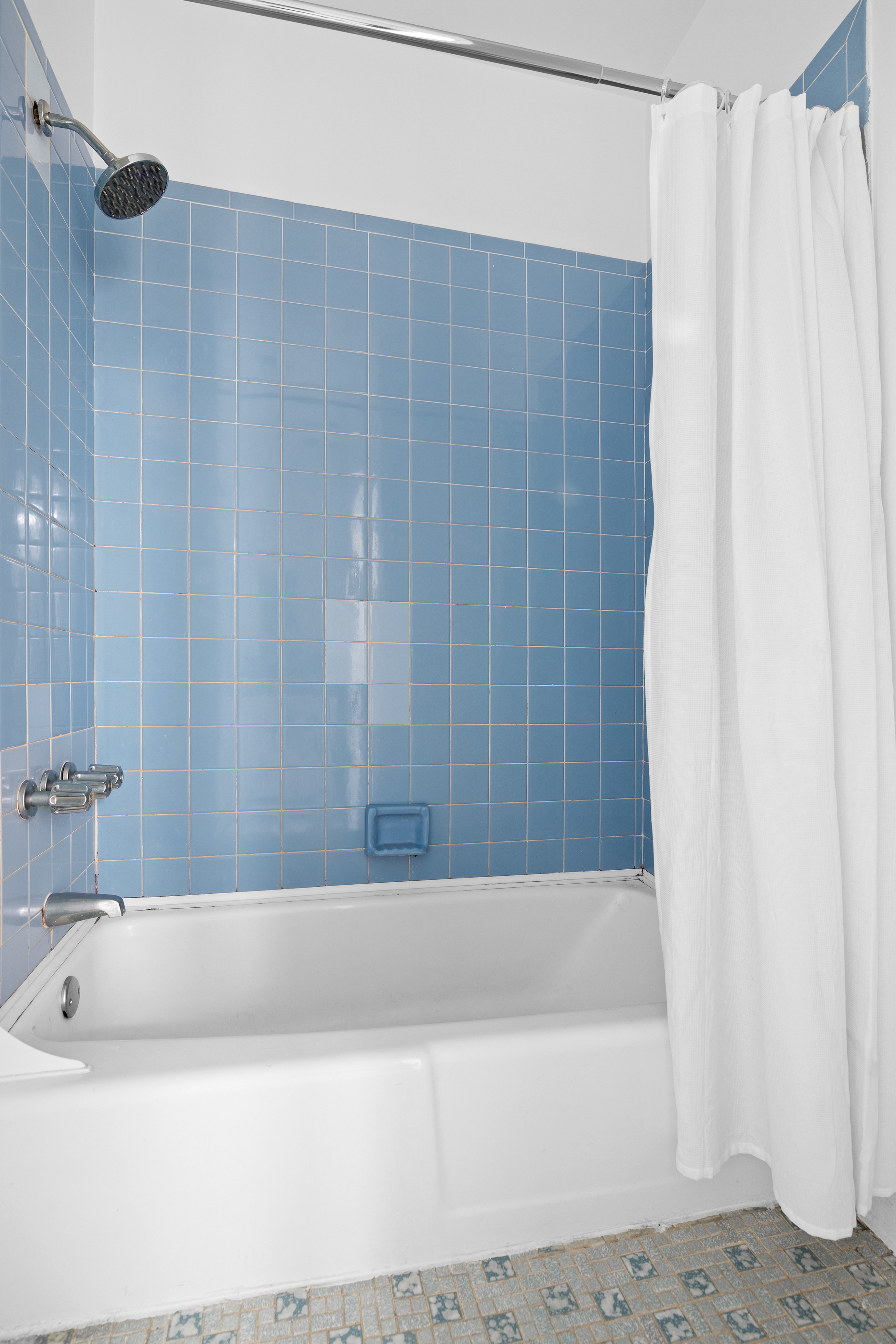 361 3rd Avenue, Unit 1 Manhattan, NY 10016 - Photo 5 of 7 a bathroom with a bathtub and shower