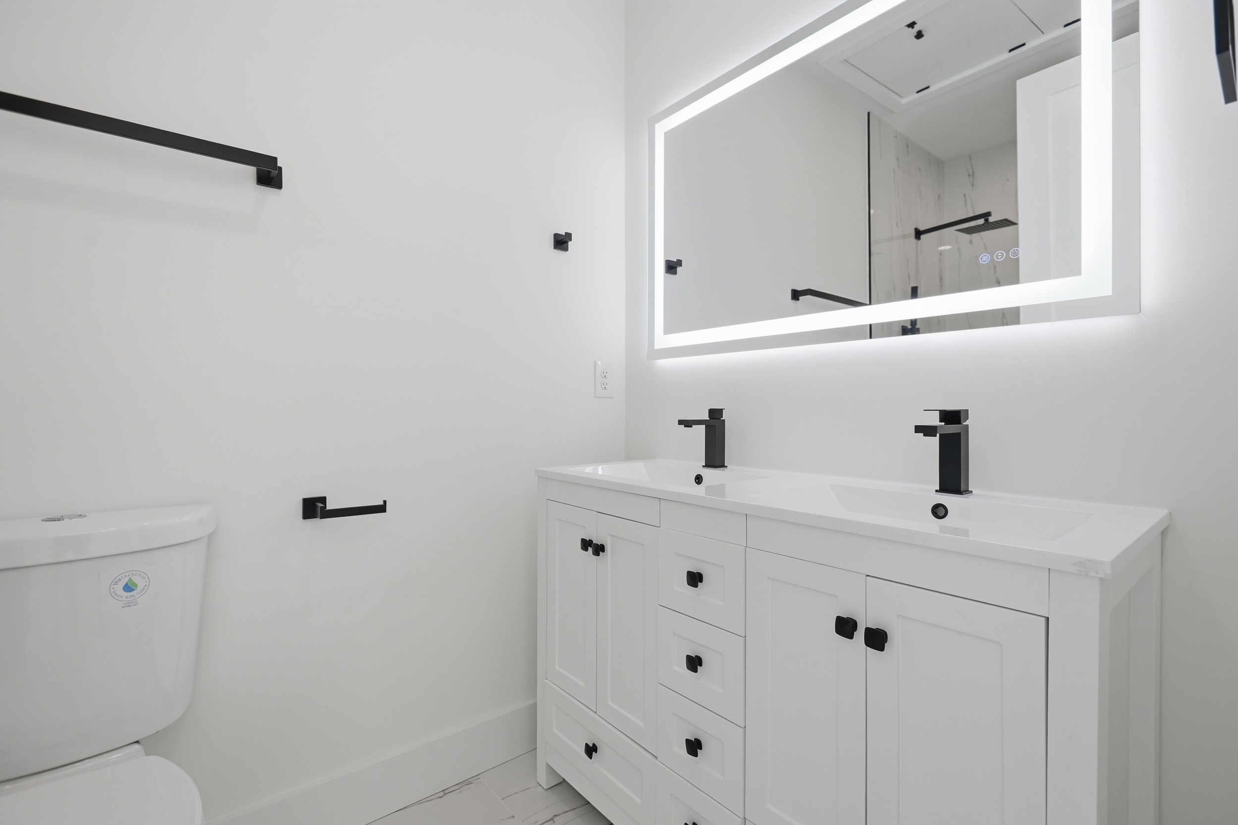 2105 M Street Northeast, Unit PH2 Washington, DC 20002 - Photo 23 of 32 Gallery Image 23