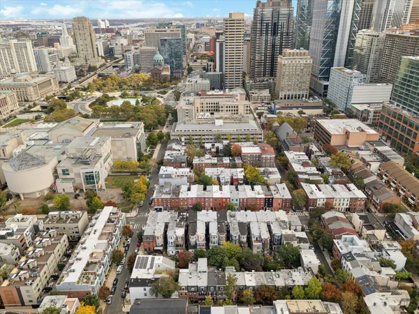 $1,295,000 | 142 North 21st Street, Philadelphia, PA 19103